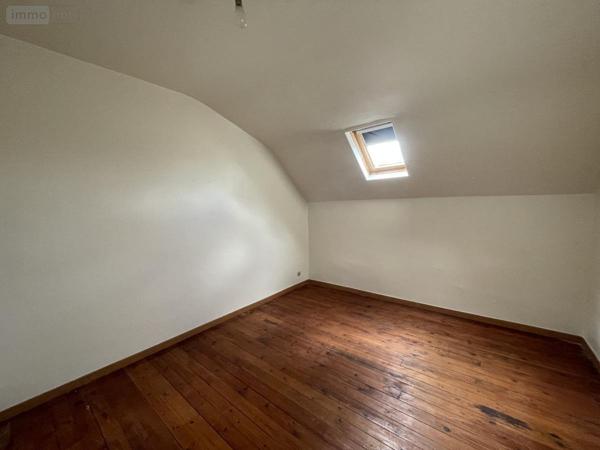 Maison à vendre à Beaumont-sur-Sarthe dans la Sarthe (72170), ref : 72126-3139