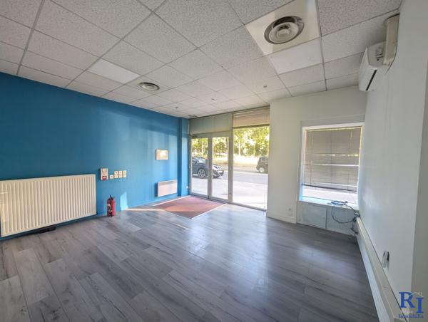 GRENOBLE – LOCAL COMMERCIAL DE 39 m² – EMPLACEMENT DE QUALITÉ