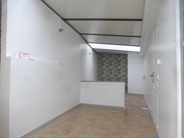 PLEIN CENTRE VILLE, MAISON ANCIENNE RENOVEE DE 100 M² HAB AVEC VERANDA ET DEPENDANCE PROCHE DE TOUT Beauvais (60000)