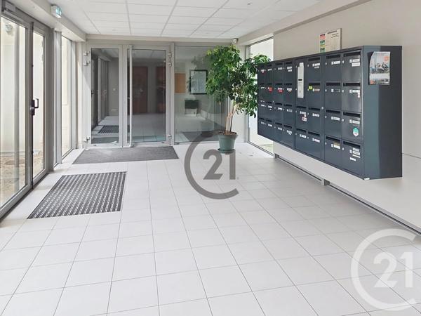 Appartement F3 à vendre  3 pièces - 66,73 m 2   ST GEORGES SUR BAULCHE  - 89
