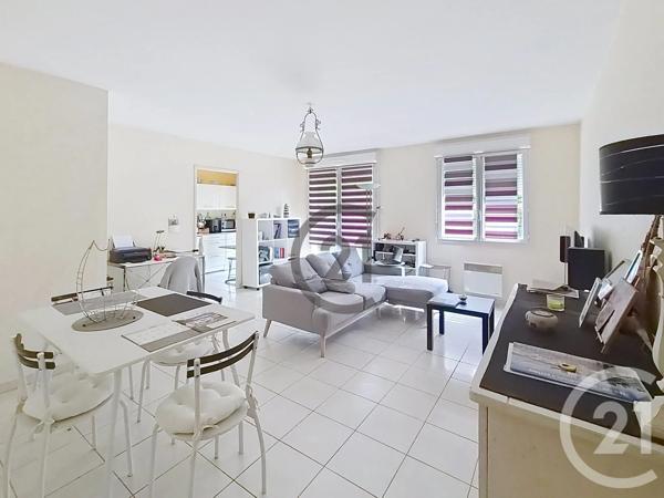 Appartement F3 à vendre  3 pièces - 66,73 m 2   ST GEORGES SUR BAULCHE  - 89