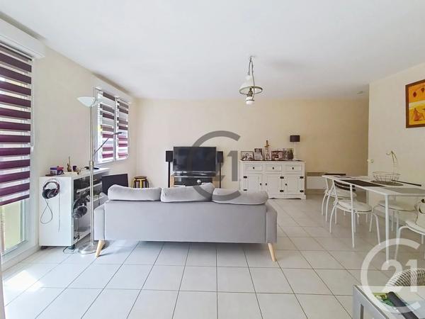 Appartement F3 à vendre  3 pièces - 66,73 m 2   ST GEORGES SUR BAULCHE  - 89