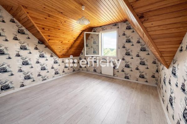 Maison 8 pièces - 140 m²