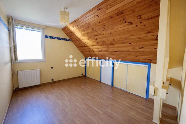 Maison 8 pièces - 140 m²