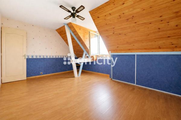 Maison 8 pièces - 140 m²