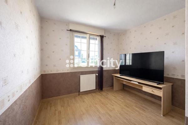 Maison 8 pièces - 140 m²