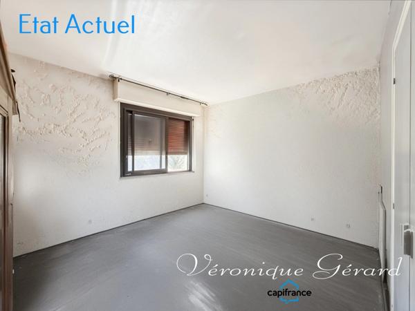 Maison de plain pied, 3 chambres sur environ 1500 M² de terrain. La campagne proche aux portes de Bordeaux.