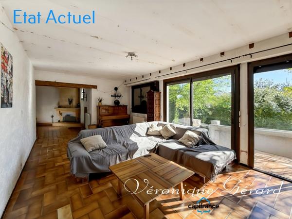 Maison de plain pied, 3 chambres sur environ 1500 M² de terrain. La campagne proche aux portes de Bordeaux.