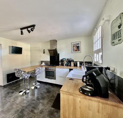 Maison 8 pièces - 400 m²