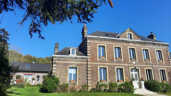 Maison 8 pièces - 400 m²