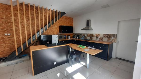 Maison 8 pièces - 400 m²