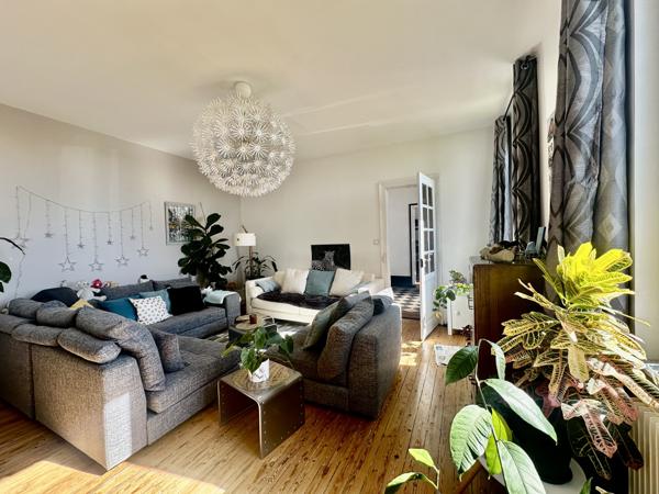 Maison 8 pièces - 400 m²