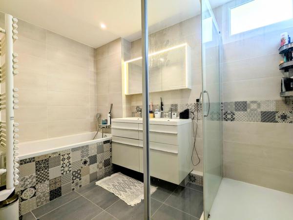 Magnifique maison dans résidence fermée