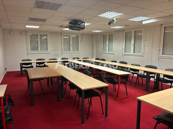 Bureaux à louer divisibles - Visibilité stratégique et accès optimisé - Lille centre