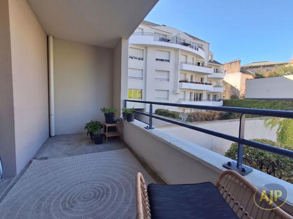 Appartement à louer Nantes : 2 pièces, 47m² avec 1 chambre(s) à 706€ - AJP Immobilier Nantes Ouest
