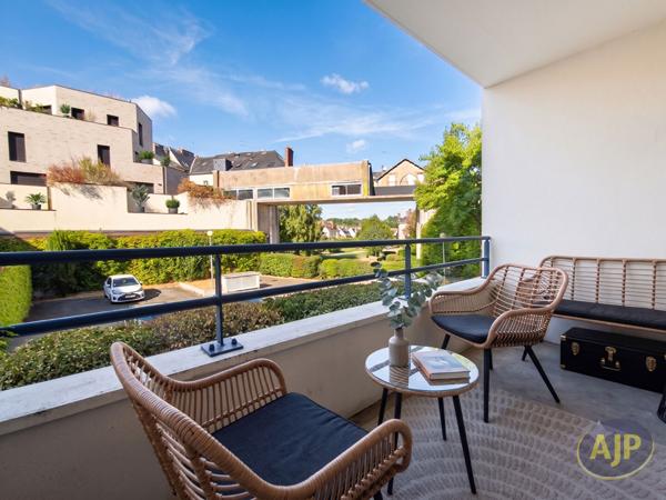 Appartement à louer Nantes : 2 pièces, 47m² avec 1 chambre(s) à 706€ - AJP Immobilier Nantes Ouest