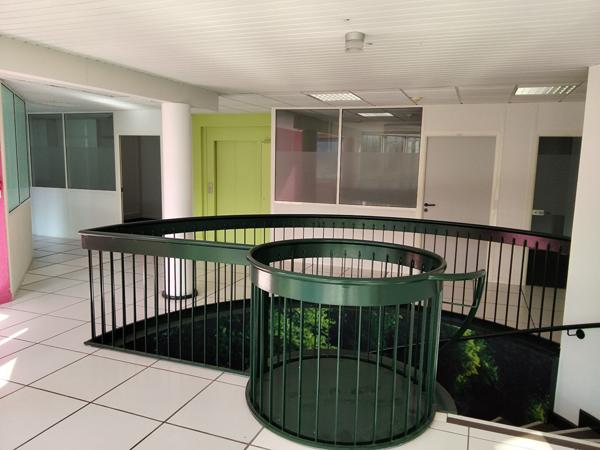 À LOUER - IMMEUBLE DE BUREAUX & ACTIVITÉ - 680 m²
