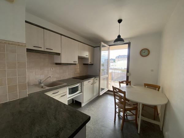 Appartement à louer 564 € CC Guéret 3 p 62 m² DPE