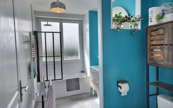 Appartement à vendre    4 pièces • 77,30 m2 Serres-Castet