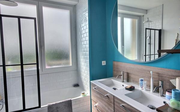 Appartement à vendre    4 pièces • 77,30 m2 Serres-Castet