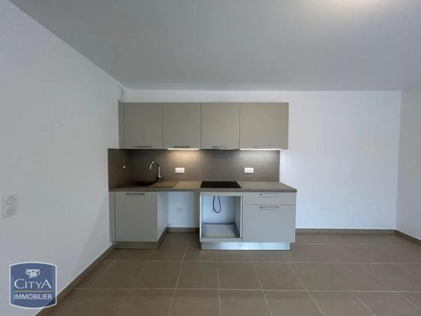 Appartement à louer 3 pièces 61.77m²