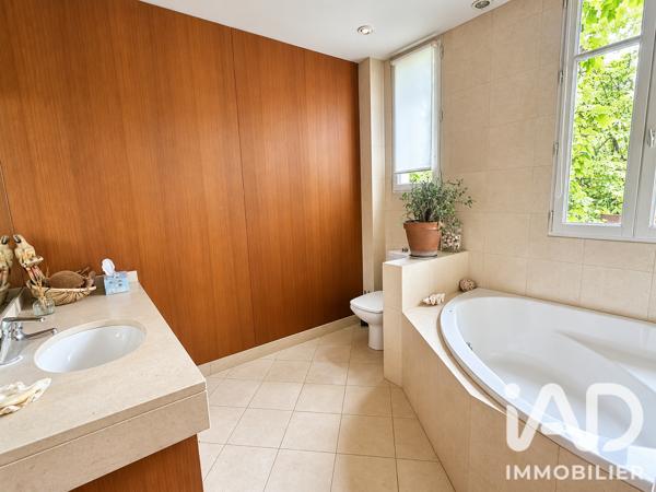 Maison à vendre 6 pièces 123 m² Saint-Maur-des-Fossés
