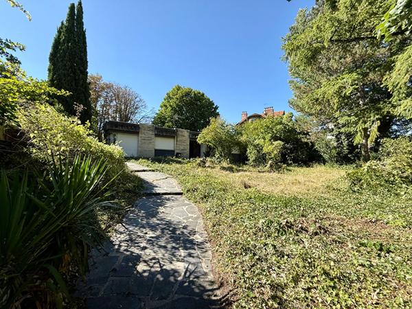 Maison La Celle Saint Cloud 5 pièce(s) 150 m2