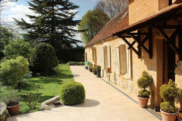 Maison à vendre |  Gardonne |  6 pièces | 240 m²