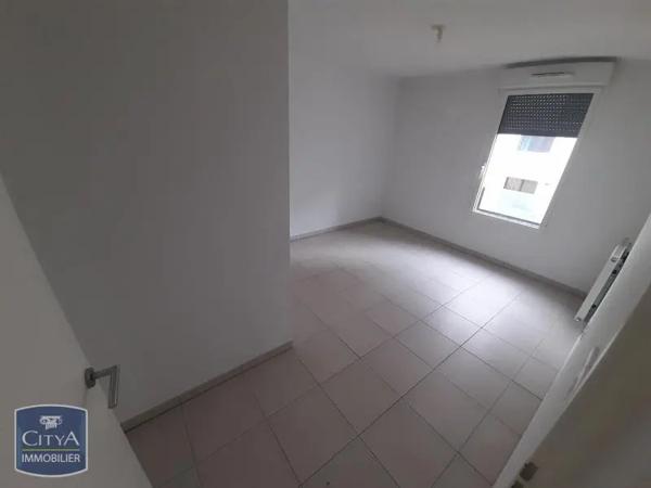 Appartement à louer 3 pièces 65.4m²