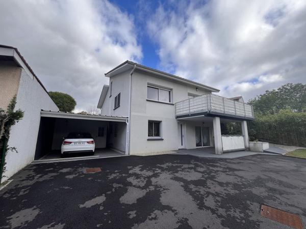 Maison à vendre |  Belin-Béliet |  5 pièces | 212 m²