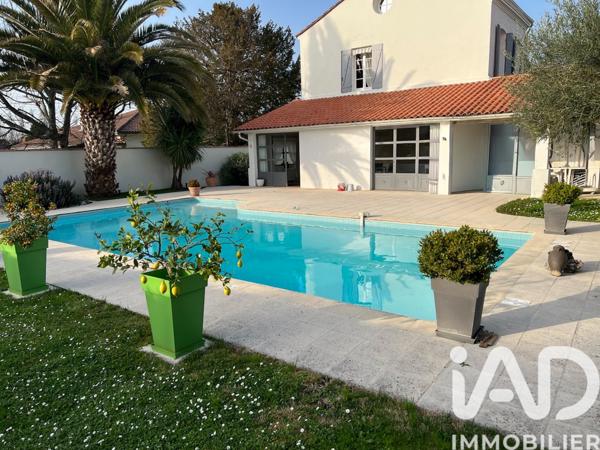 Maison à vendre 5 pièces 191 m² Villeneuve-sur-Lot