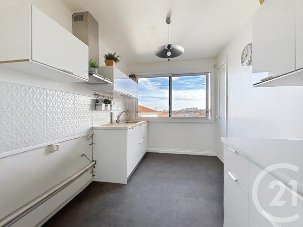 Appartement F5 à vendre  5 pièces - 81 m2 CLERMONT FERRAND - 63