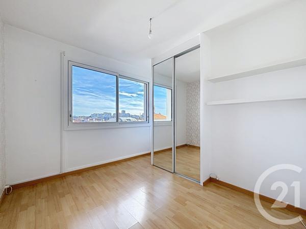 Appartement F5 à vendre  5 pièces - 81 m2 CLERMONT FERRAND - 63