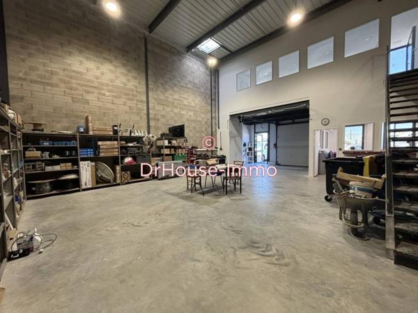 Commerce à vendre 2 pièces de 155 m²