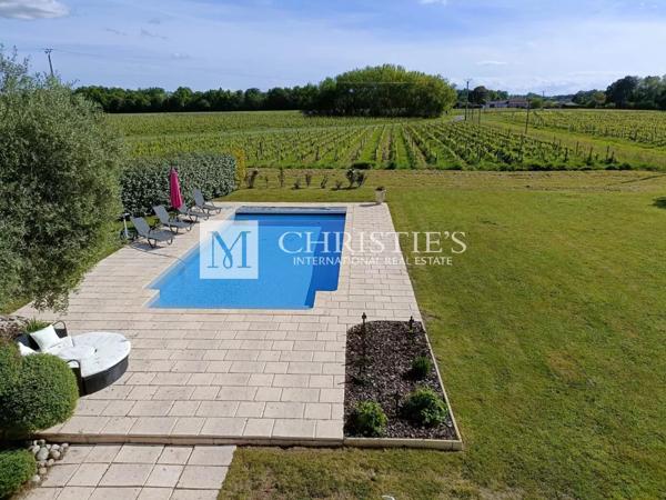 A vendre à 10 mn de Libourne, Girondine de charme dans un écrin de verdure