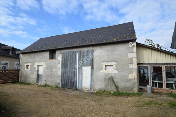 Charmante maison rénovée avec grand terrain à Dissé-sous-le-Lude