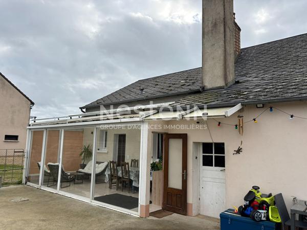 Charmante maison rénovée avec grand terrain à Dissé-sous-le-Lude