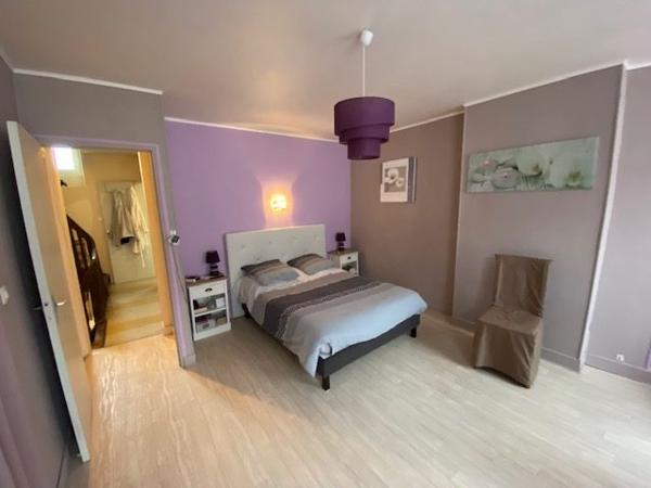 Maison mitoyenne 2 côtés Mamers 92 m²