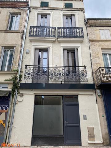 Immeuble comprenant 6 lots