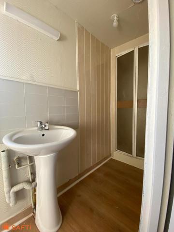 Immeuble comprenant 6 lots