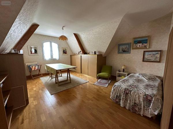 Maison à vendre à Montrichard-Val-de-Cher dans le Loir-et-Cher (41400), ref : 12101/1296   
CENTRE BOURG