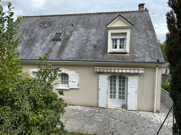 Maison à vendre à Montrichard-Val-de-Cher dans le Loir-et-Cher (41400), ref : 12101/1296   
CENTRE BOURG