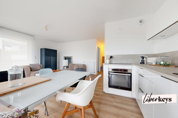 Appartement T3 contemporain avec balcon, garage et résidence sécurisée – Vannes