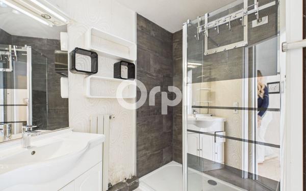 Appartement à vendre    2 pièces • 46,72 m2 Mandelieu-la-Napoule