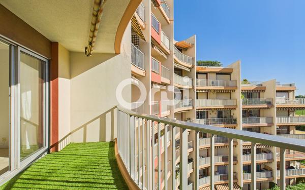 Appartement à vendre    2 pièces • 46,72 m2 Mandelieu-la-Napoule