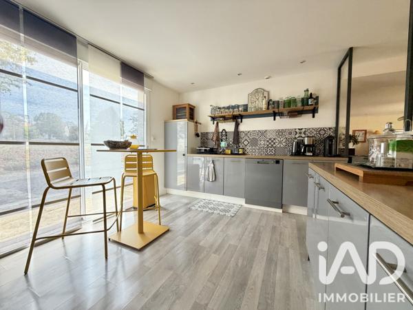 Maison à vendre 7 pièces 176 m² Châteauneuf-sur-Charente