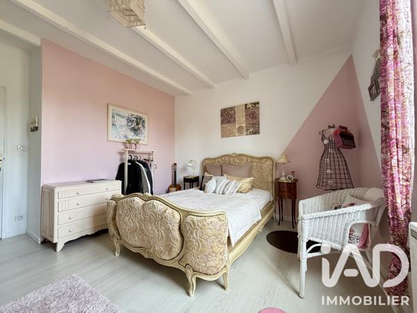Maison à vendre 7 pièces 176 m² Châteauneuf-sur-Charente