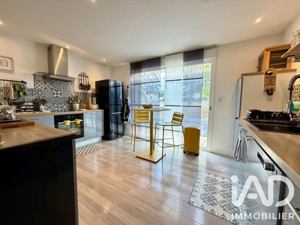 Maison à vendre 7 pièces 176 m² Châteauneuf-sur-Charente