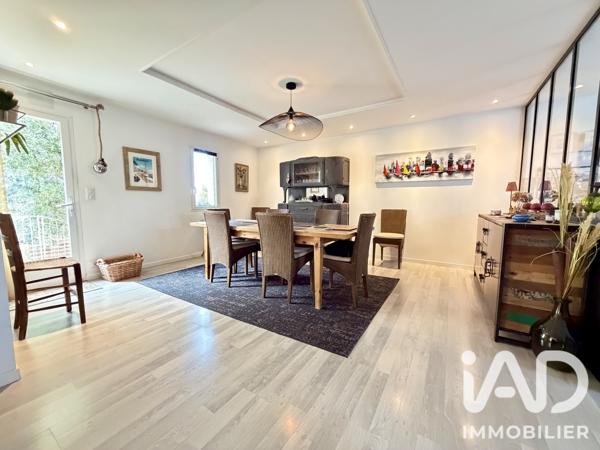 Maison à vendre 7 pièces 176 m² Châteauneuf-sur-Charente