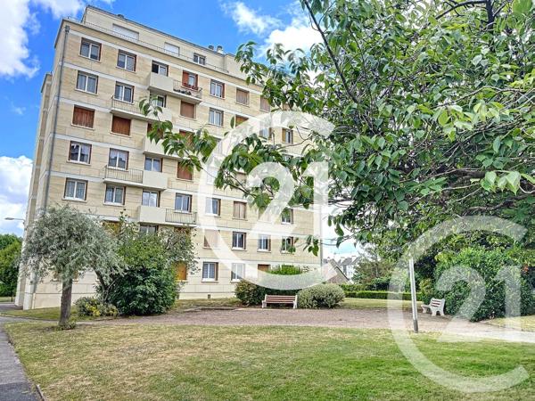 Appartement F4 à vendre  4 pièces - 66,19 m 2   CAEN  - 14